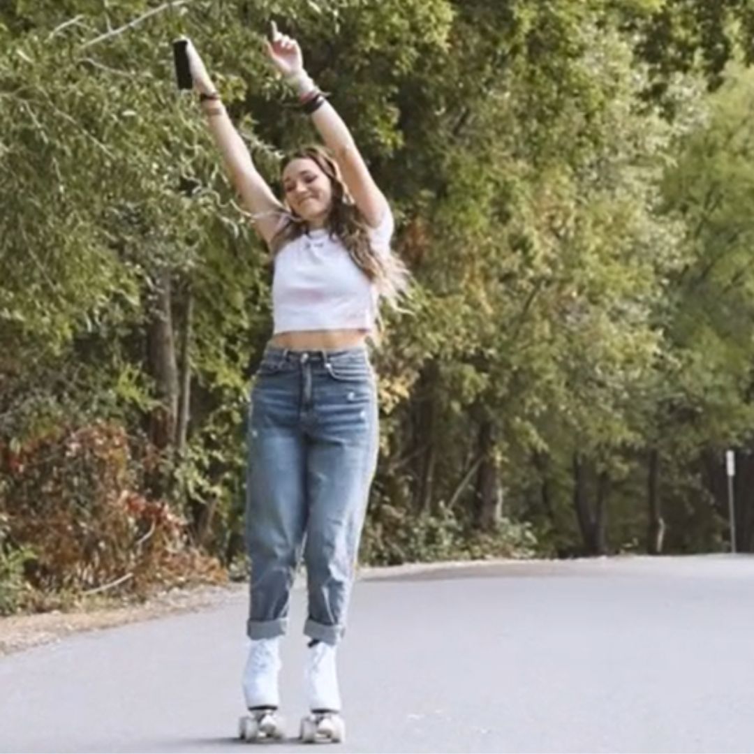 Indoor/Outdoor Roller Skates - CHICAGO Skates Deluxe Leather Lined Rink Skate Ladies and Girls